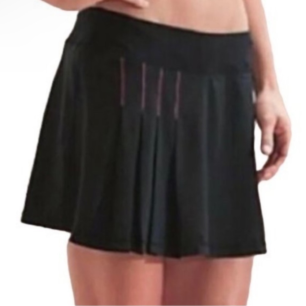 Athleta Black Second Wind Pleated Skirt